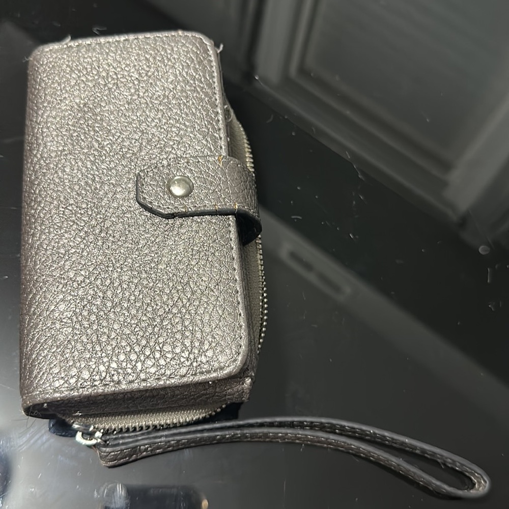 Wild Fable Wallet - Picture 4 of 4